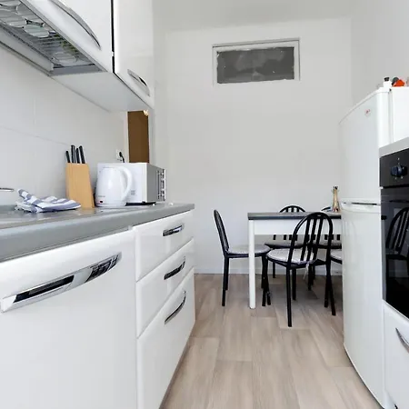 Merulana S.peter Rom