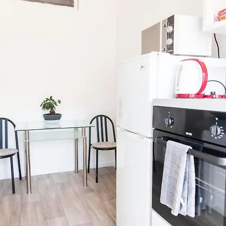 Merulana S.peter Apartment