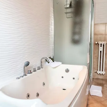 Apartment Merulana S.peter Rom