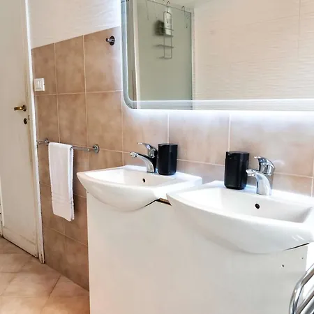 Apartment Merulana S.peter Rom